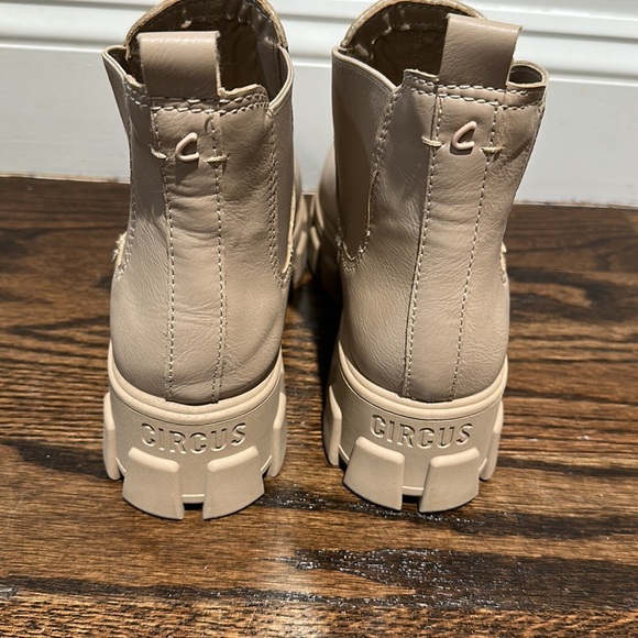 CIRCUS NY Women's Darielle Boots - Picture 5 of 6